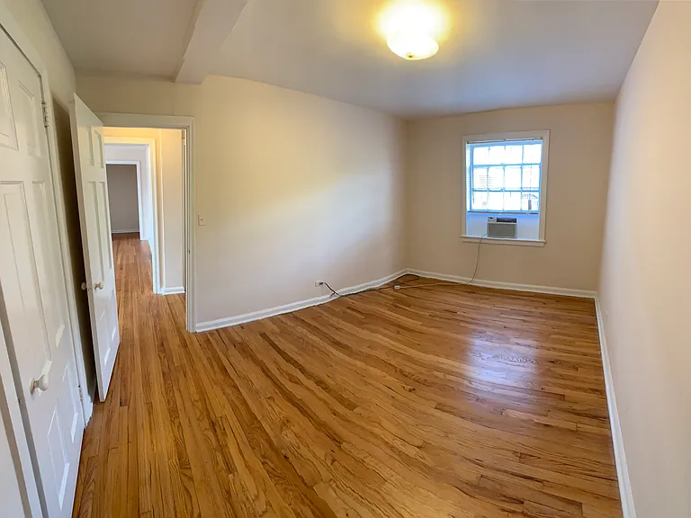 2848 Thornhill Rd — Photo 35