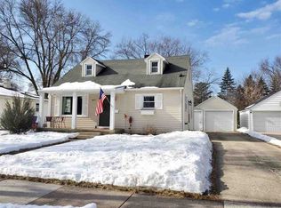 1617 S Jackson St, Appleton, WI 54915