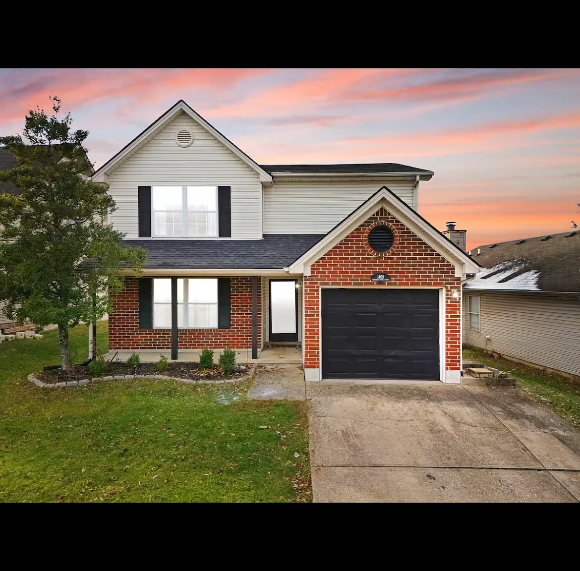 1409 Pleasant Ridge Dr — Photo 1