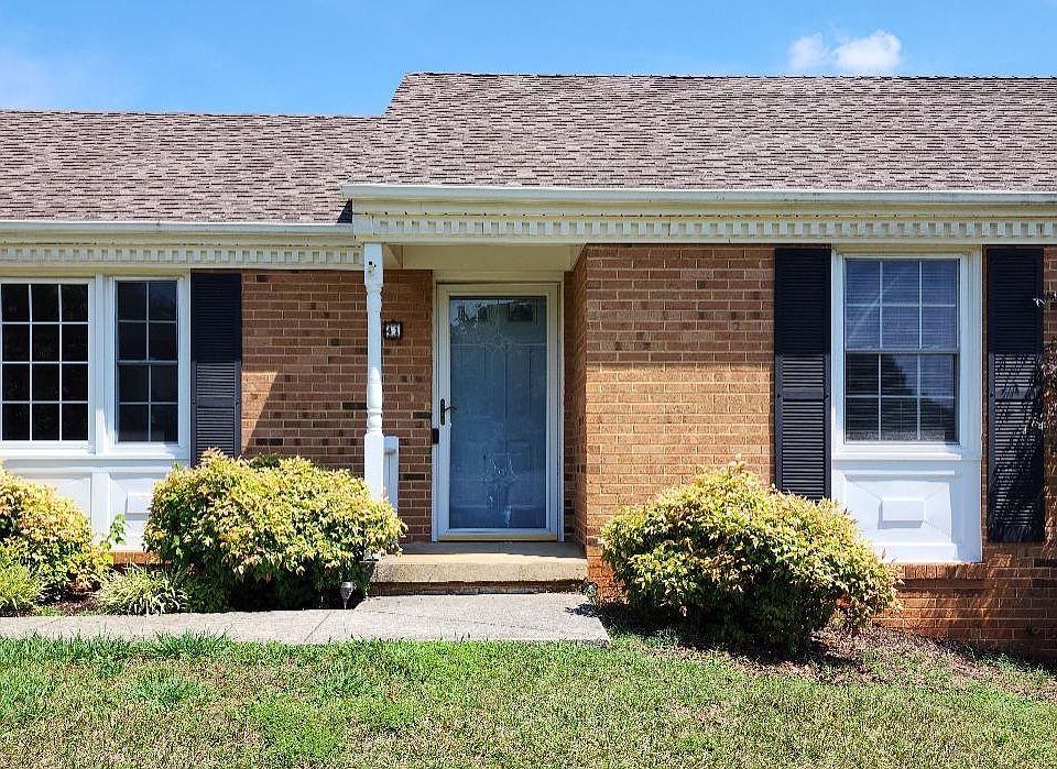1st image of 41 Ash Grove Dr
