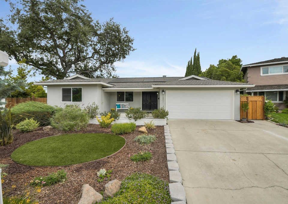 1st image of 1801 Laurinda Dr