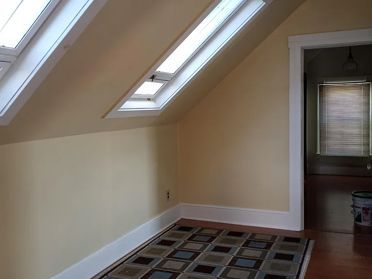 373 Chancery St — Photo 1