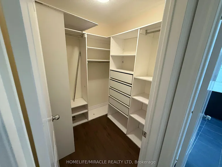 3 Elwin Rd — Photo 11