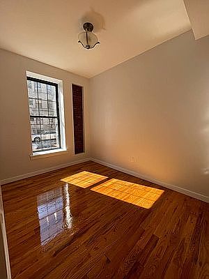 5th image of 1502 Bedford Ave #1L