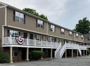 21 Desmond Ave #B, Manchester, MA 01944