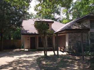 1918 Woodhue Dr, Spring, TX 77386