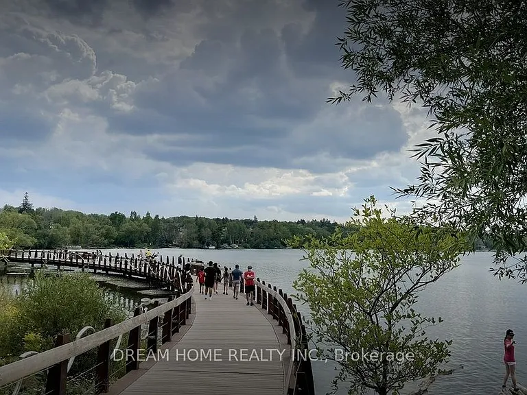 51 Dunn Dr — Photo 17