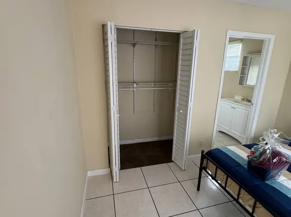 412 SW 10th Ct #412, Deerfield Beach, FL 33441