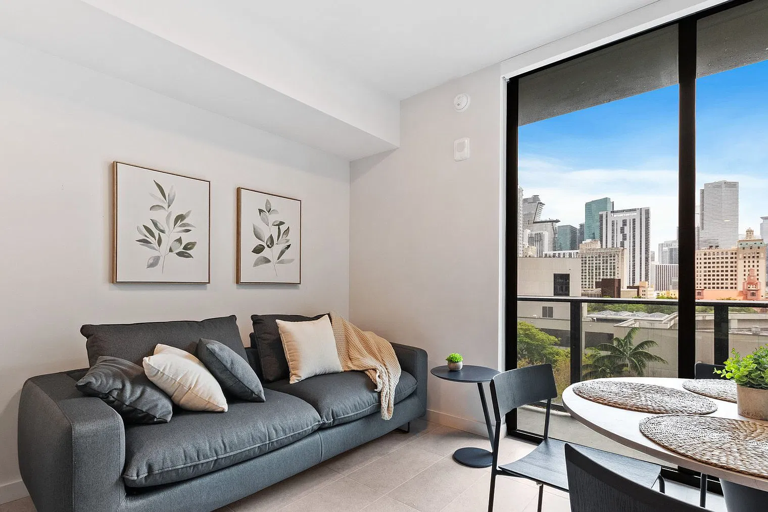 Studio, 1.0 bath, 430 sqft, $8,535 — Photo 3
