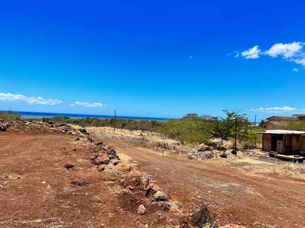 87 Opua Pl, Kaunakakai, HI 96748