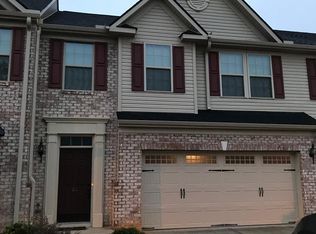 35 Irvington Dr, Greer, SC 29650