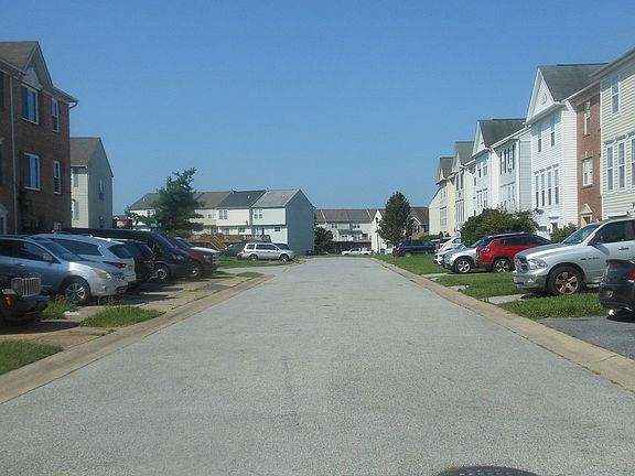 4th image of 23 Boggs Ln