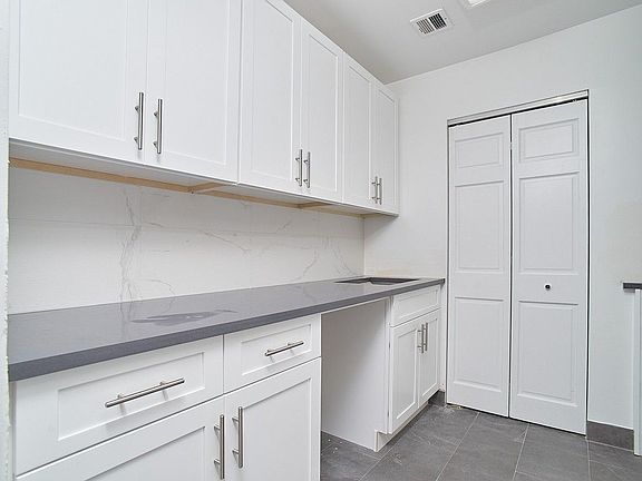 3rd image of 327 Saint Nicholas Ave APT 4B