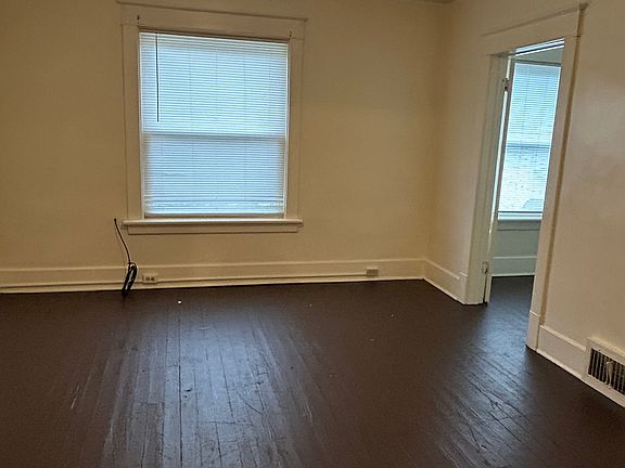 4th image of 454 E 14th St #2