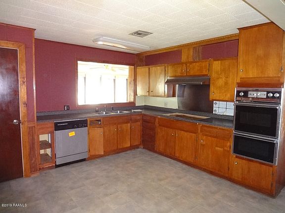 5th image of 1510 N Cutting Ave