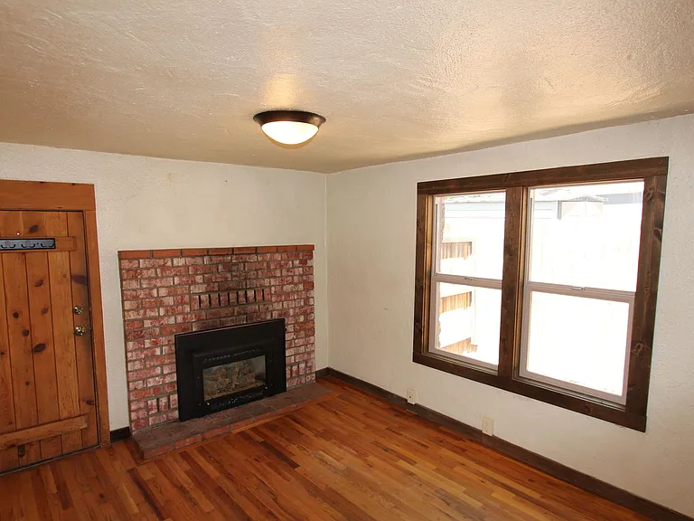416 S Verde St — Photo 8