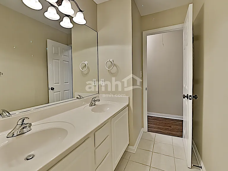 830 Tully Rd — Photo 14