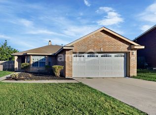 300 Pepperwood Trl, Fort Worth, TX 76108