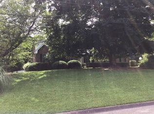 160 Country Place Dr, Stockbridge, GA 30281