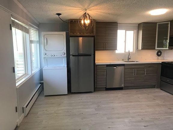 2nd image of 10224 NE 62nd St