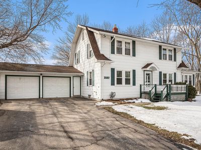 3502 Niles Rd, Saint Joseph, MI, 49085