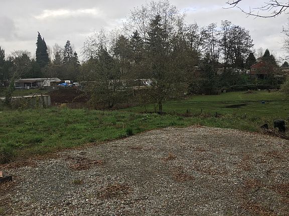 3rd image of 2305 S 135th Ln