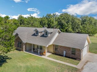 900 Neely Trl, Valley View, TX 76272