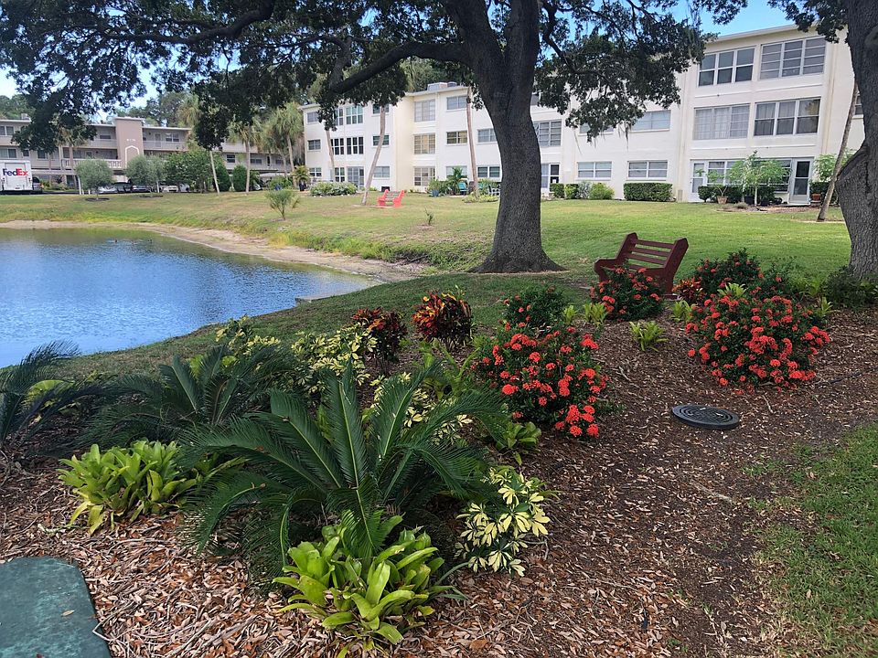 1st image of 1020 De Soto Dr