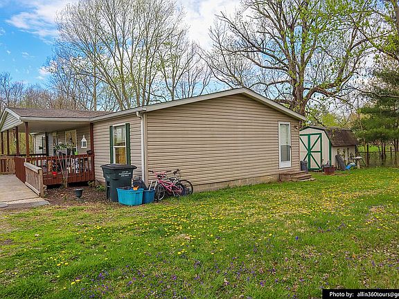 3rd image of 1470 Villa Ct