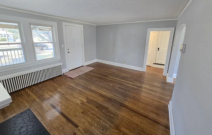 3504 Chesapeake Blvd — Photo 2