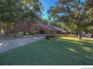 414 Timbercrest Rd, Catoosa, OK 74015