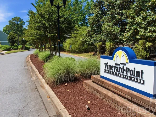 17515 Tuscany Ln, Cornelius, NC 28031