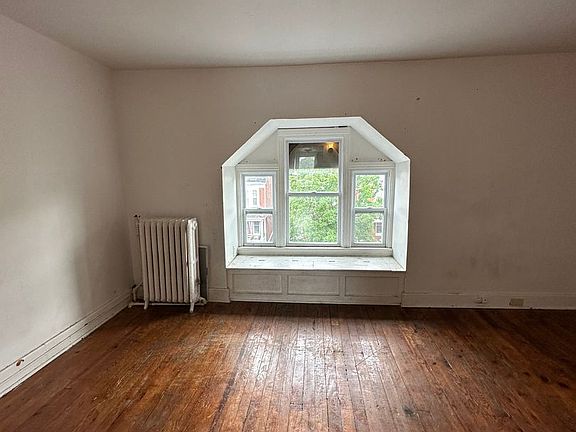 4th image of 704 Pennsylvania Ave #2