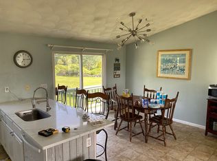 6 Alexander Dr, Narragansett, RI 02882
