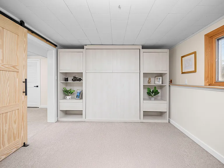 38027 Mallast St — Photo 23