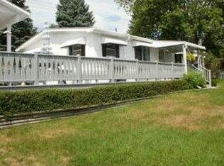 3219 Gratiot St, Indian River, MI 49749