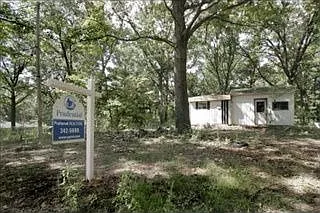 1220 Martha Ct photo 1