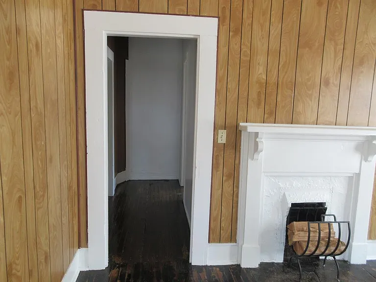 121 W Orange St — Photo 6