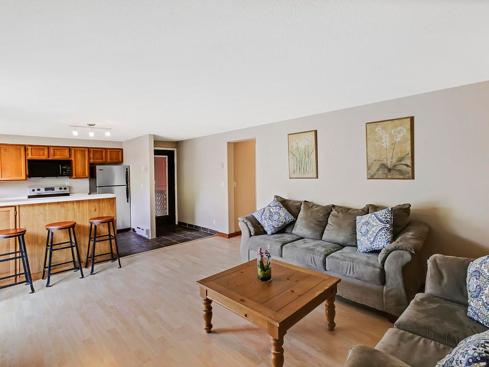 1st image of 750 Powderhorn Ln APT D-3