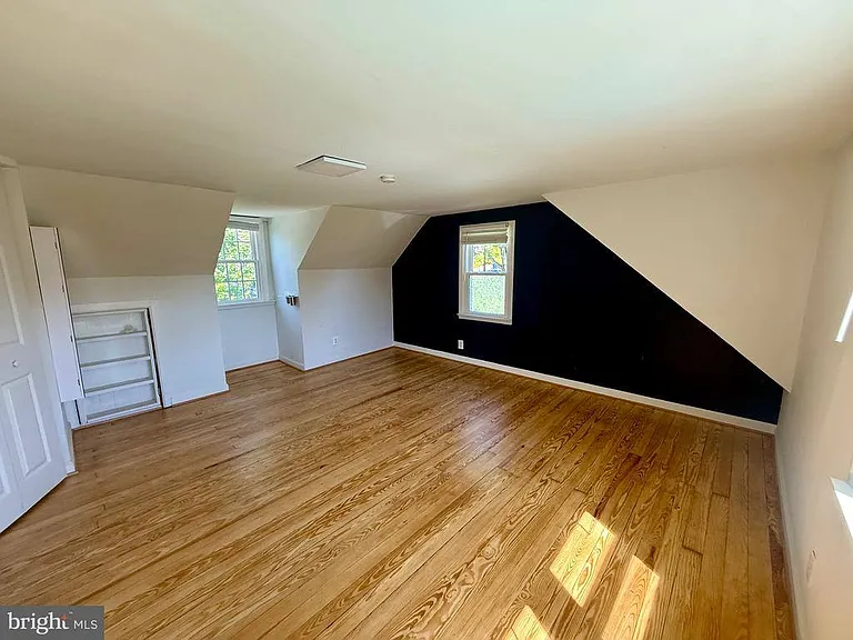 2903 Oak Knoll Dr — Photo 18