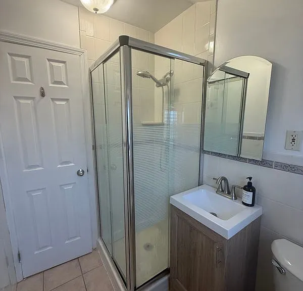 69 Bank St #2 — Photo 10