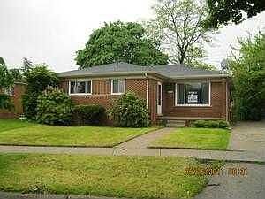 1st image of 15251 Pearson Ave