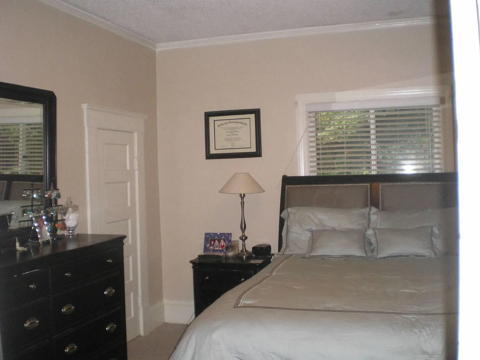3 bed, 1650 sqft, $3,000 — Photo 3