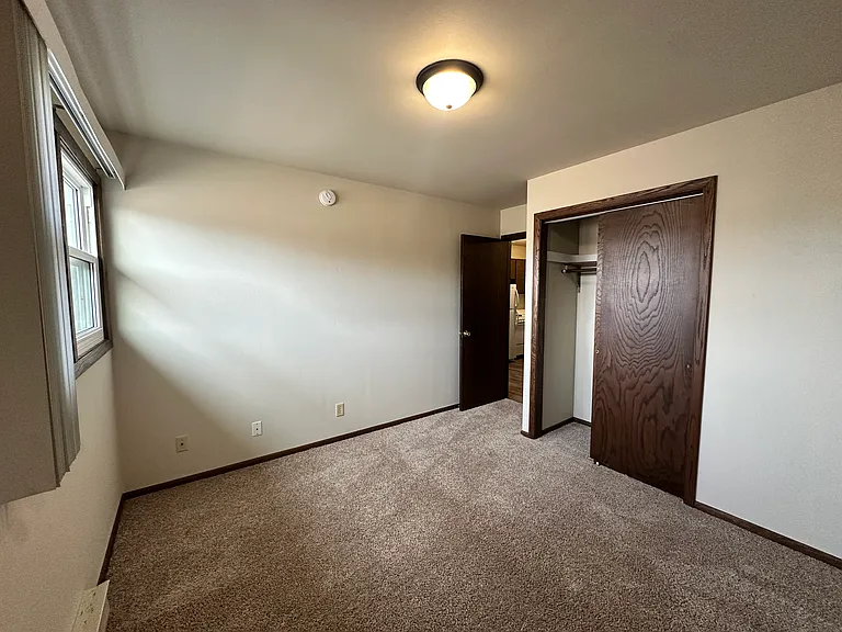 2703 Thomas Dr #16 — Photo 8