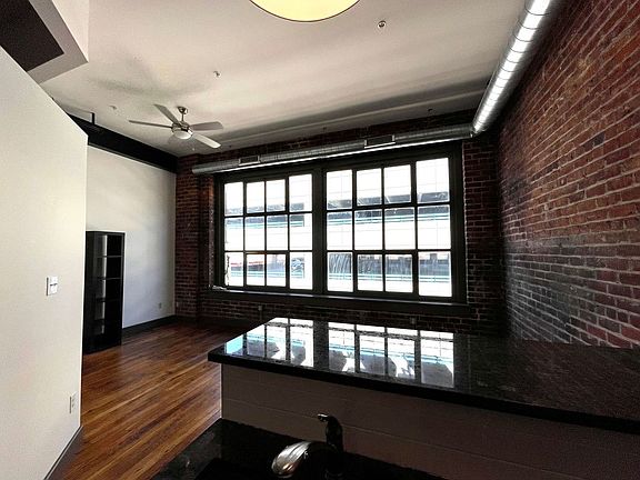 4th image of 1322 W Broad St APT 3G