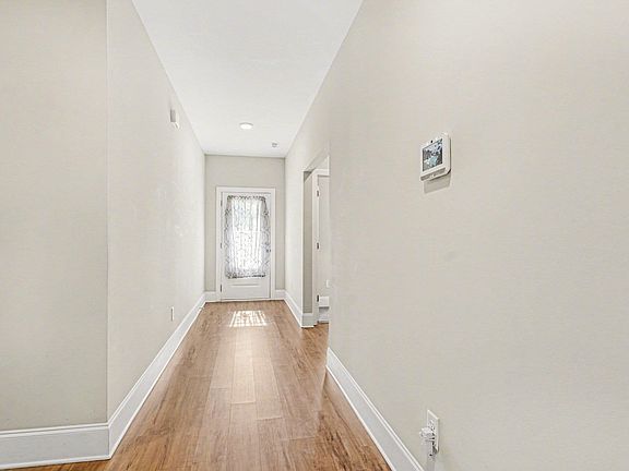 3rd image of 3390 Cypress Dr.