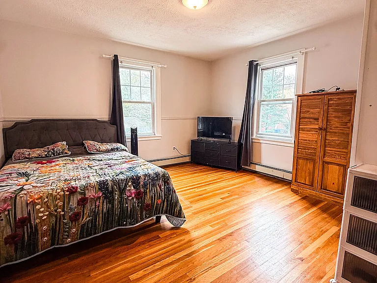 38 Grandview Ave — Photo 39