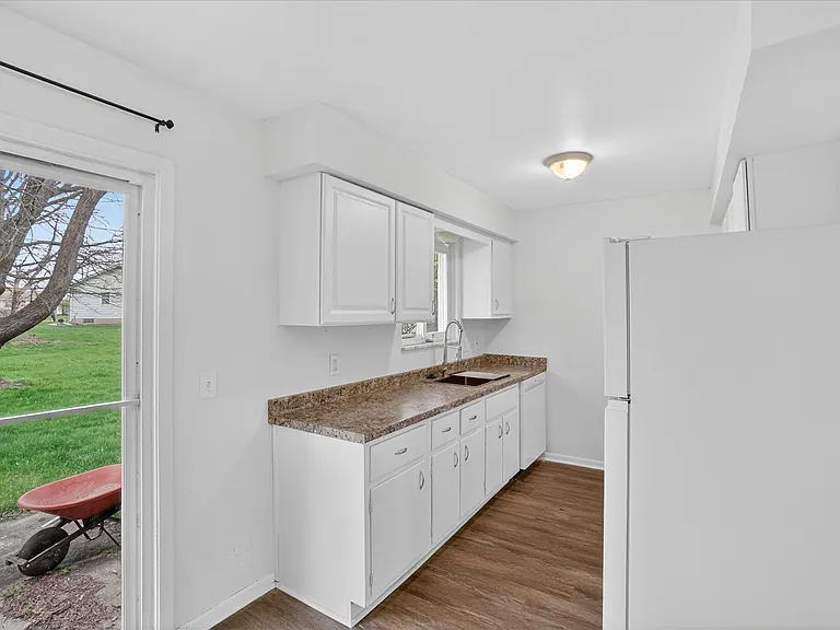 3502 Ridgecliffe Dr #2 — Photo 13