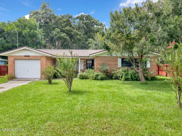 302 WESTOVER Circle, Palatka, FL 32177