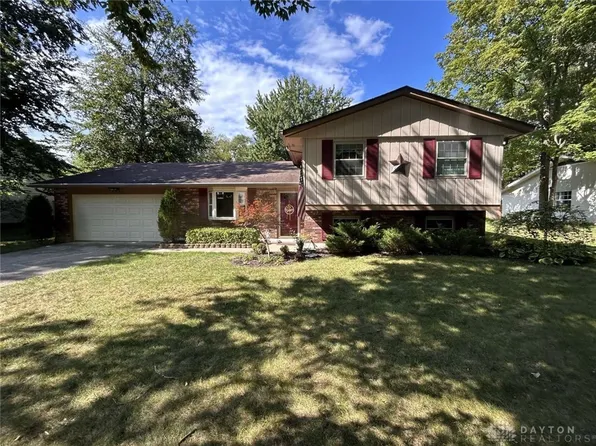 8958 Deep Forest Ln, Dayton, OH 45458